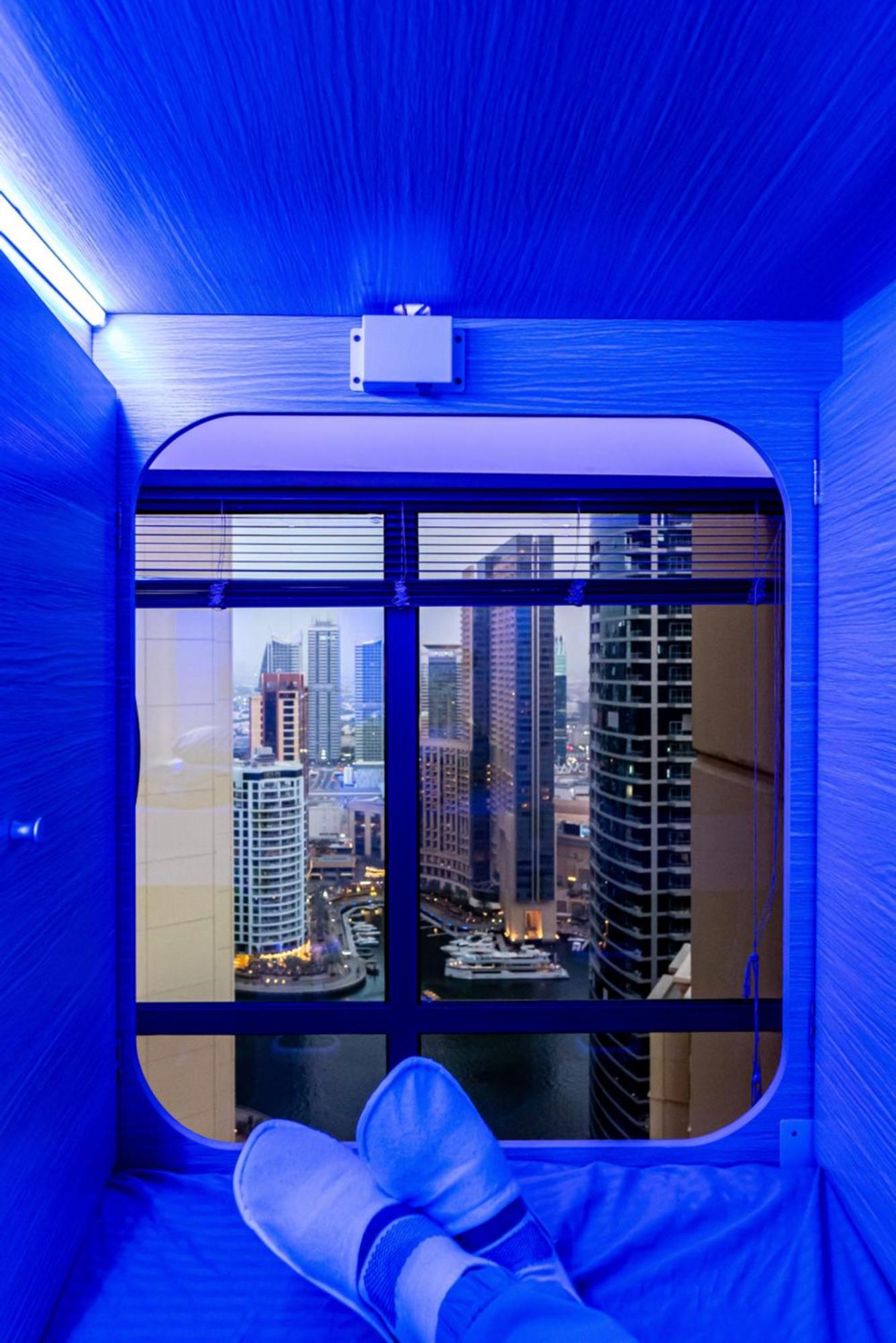 Berloga Capsule Jbr Hotel ดูไบ ภายนอก รูปภาพ