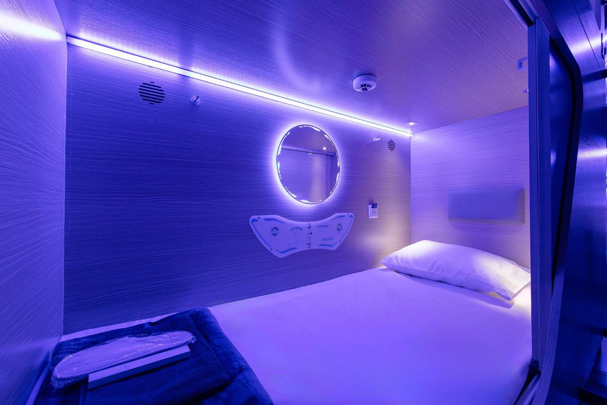 Berloga Capsule Jbr Hotel ดูไบ ภายนอก รูปภาพ